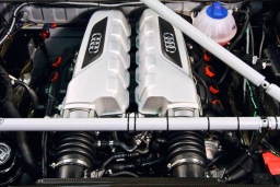 Создана новая LADA R8 с двигателем V8 от Audi.