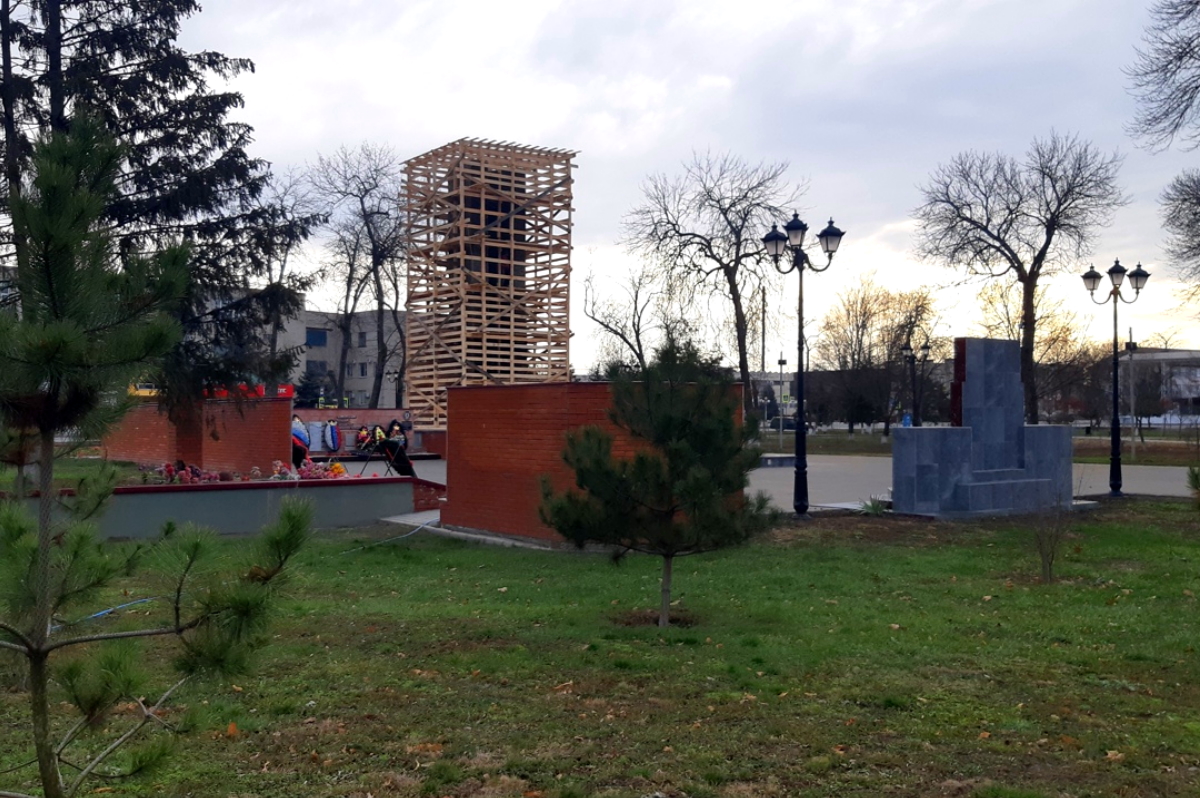 Реконструкция памятника в Полтавской