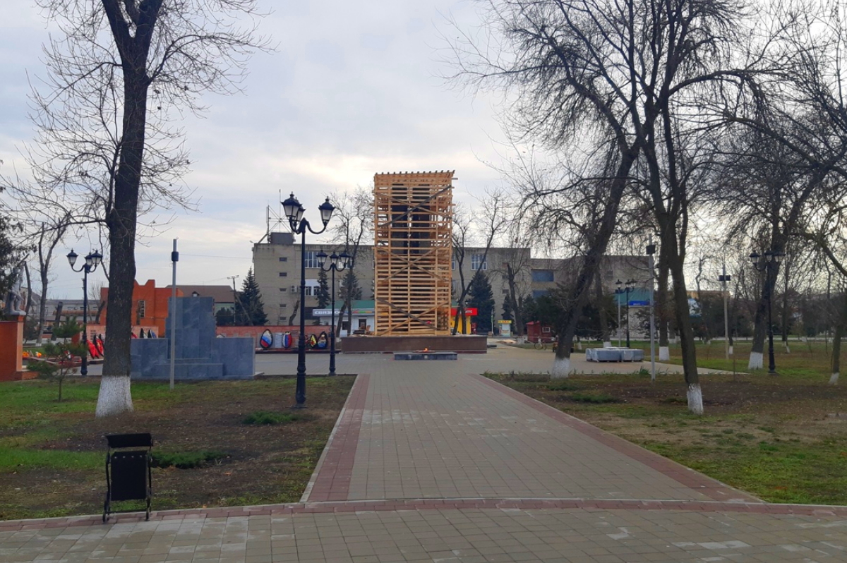 Реконструкция памятника в Полтавской
